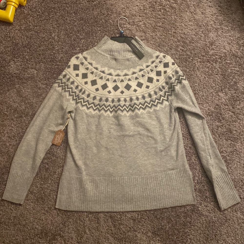 Tahari sweater